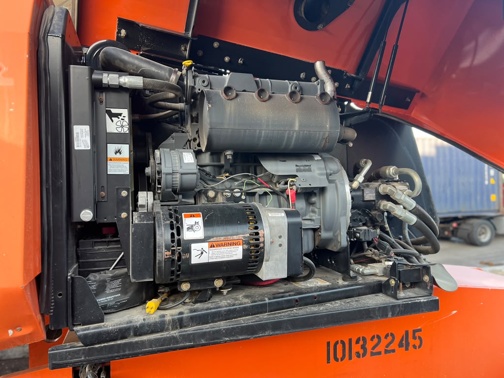 Articulated Boom Lift - View 3